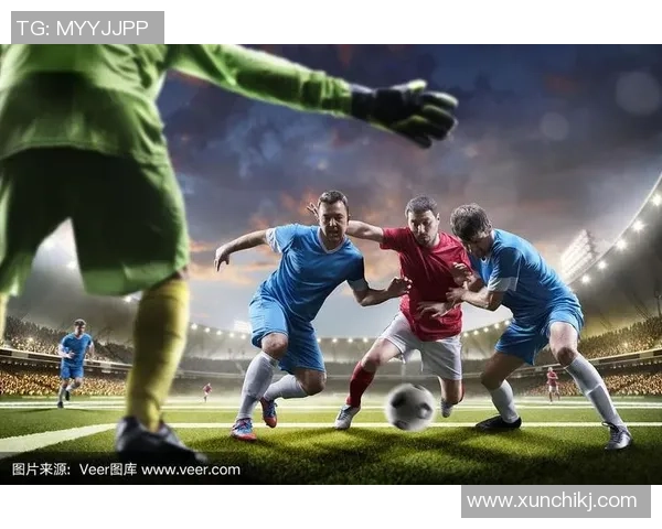 成都足球队运营全景解析：从管理模式到市场策略的深度剖析